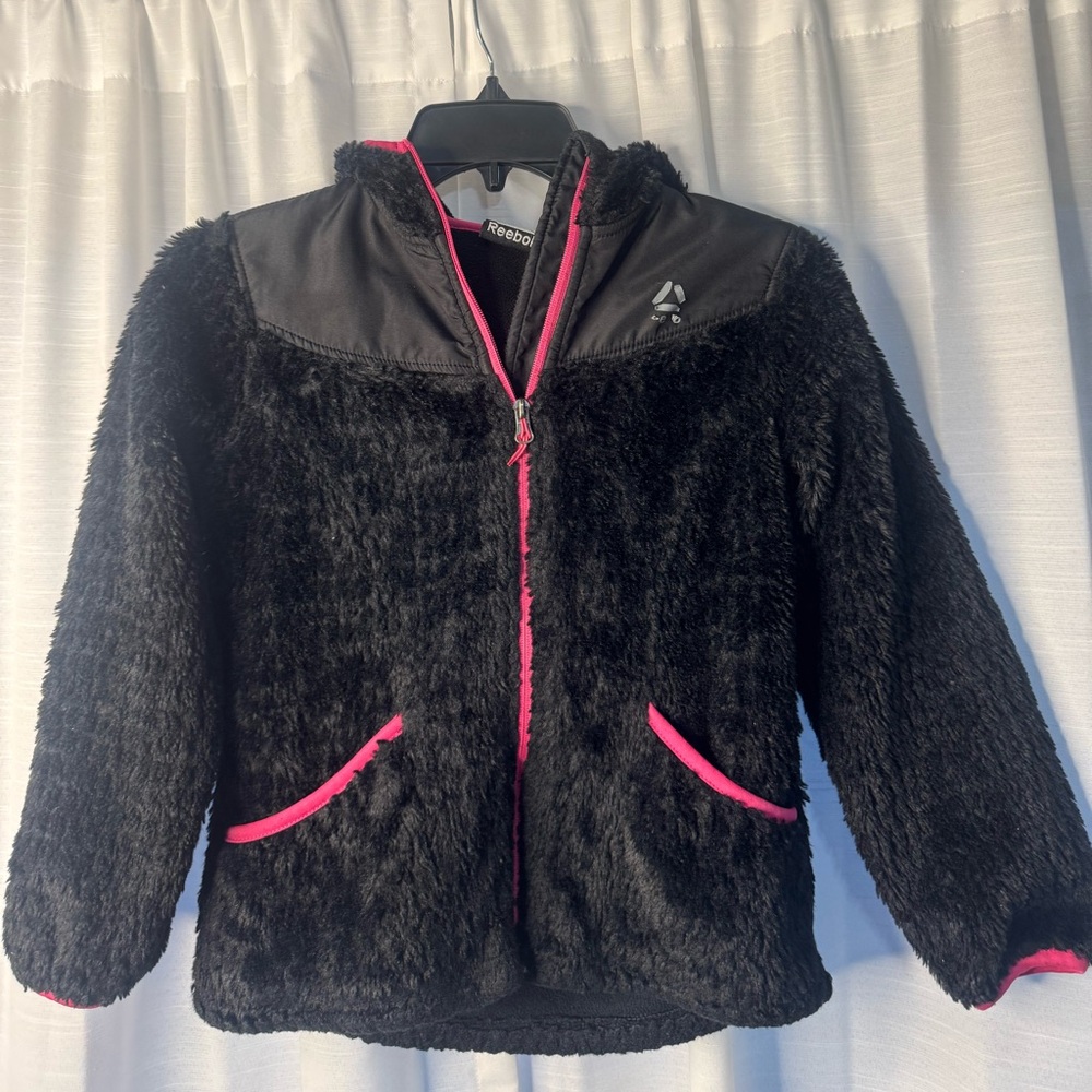 Reebok‎ kids/Black Jacket with Pink Highlights/size S 7-8
